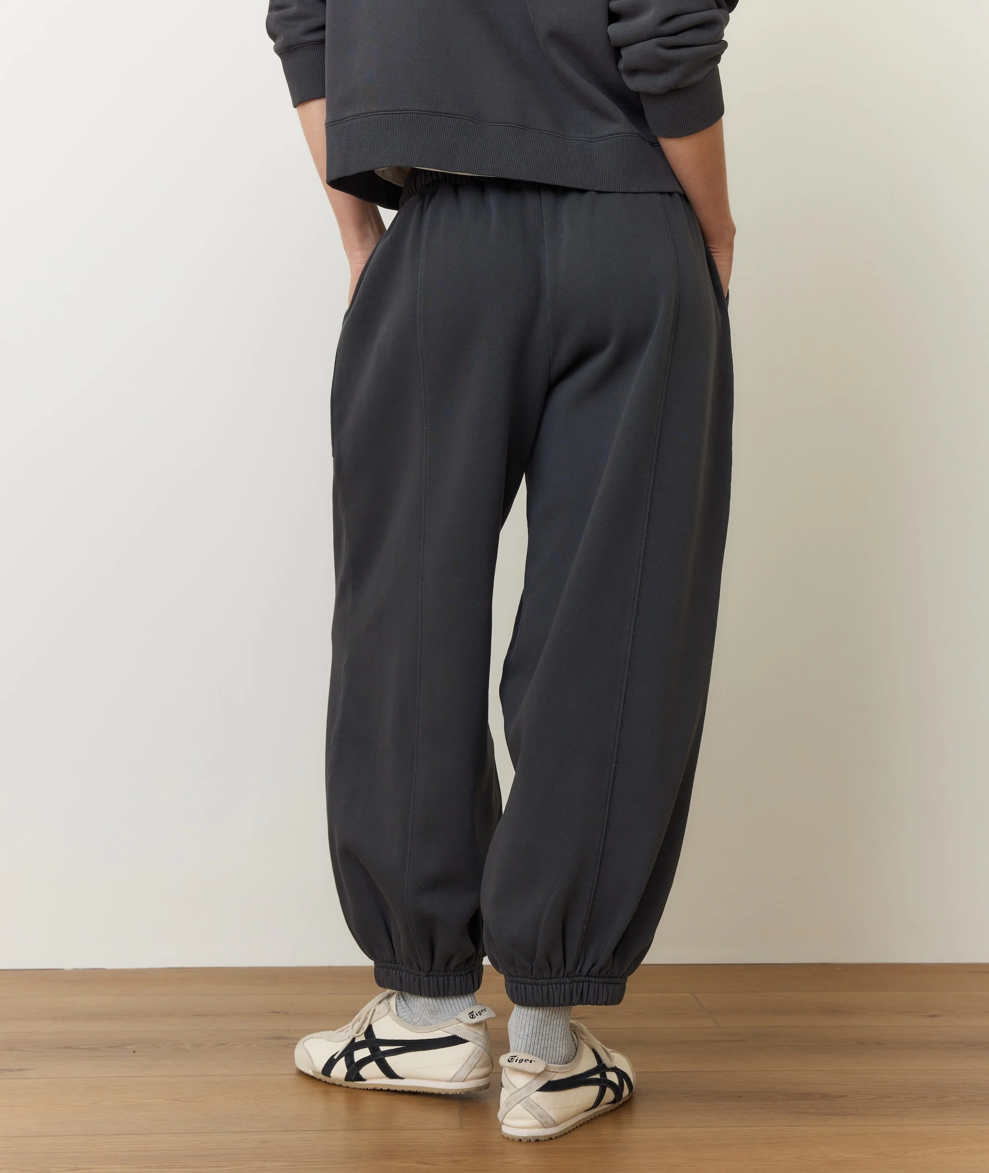 Cloud 9 Fleece Barrel Sweatpant - Image 3