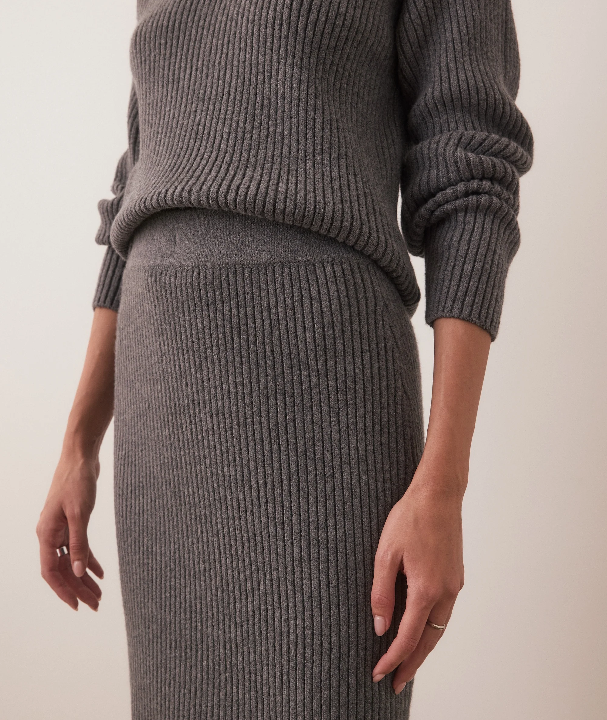 Isla Sweater Skirt - Image 4