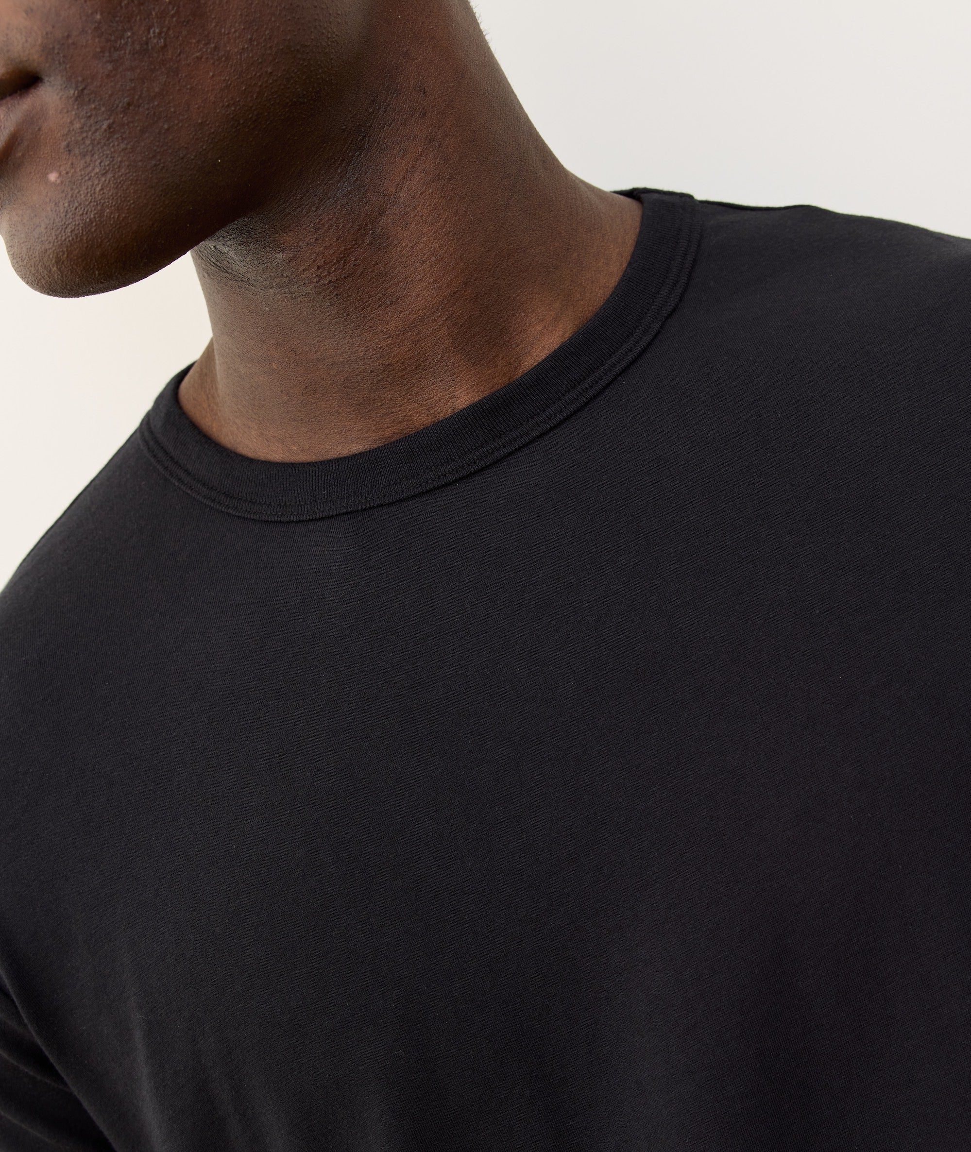 Men's Signature Crew in Black - Image 9