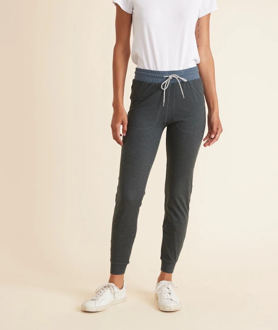 Women's Sport Jogger in Charcoal - Image 3