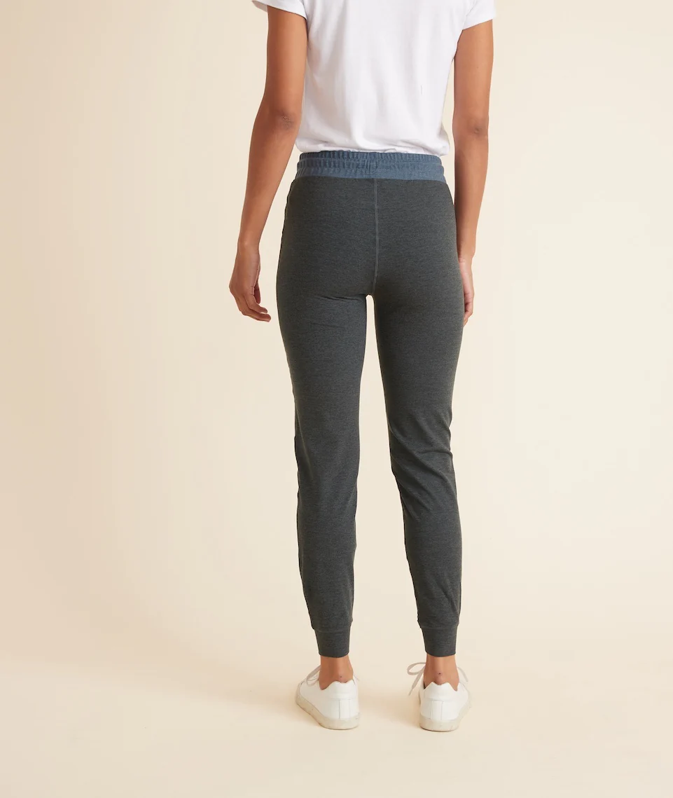 Women's Sport Jogger in Charcoal - Image 5